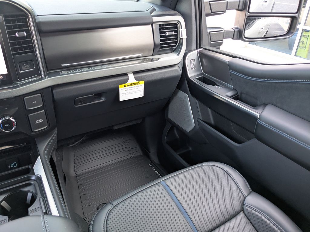 2026 Ford F-250 Super Duty - Avalanche exterior view 17