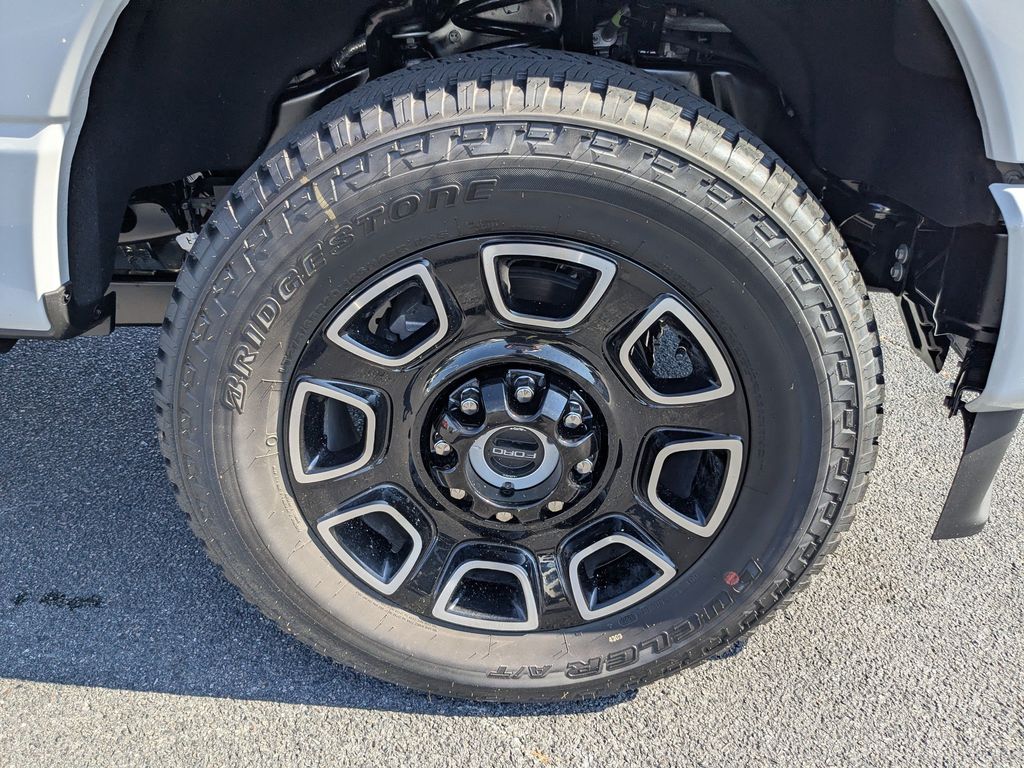 2026 Ford F-250 Super Duty - Avalanche exterior view 11