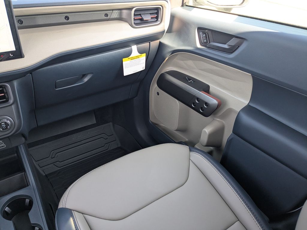 2026 Ford Maverick LARIAT - Oxford White exterior view 20