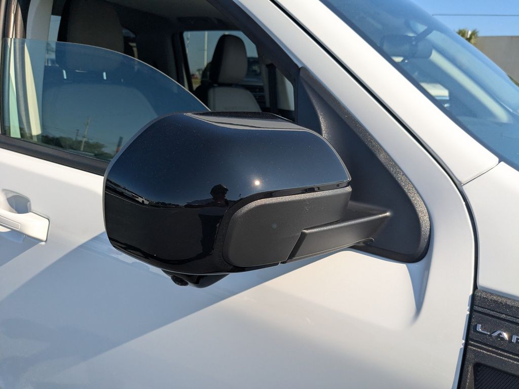 2026 Ford Maverick LARIAT - Oxford White exterior view 10