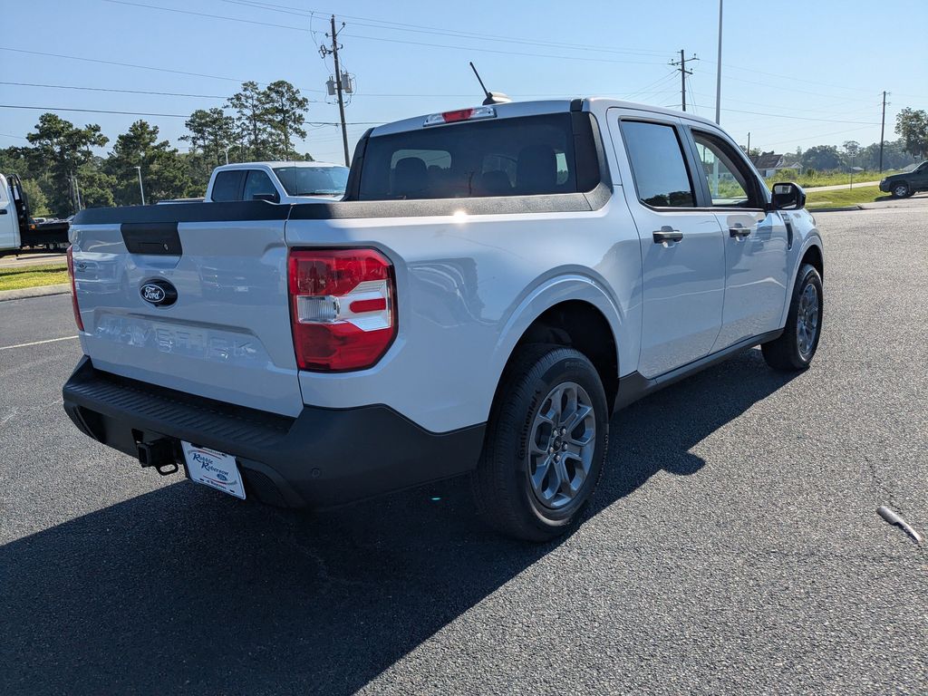 2026 Ford Maverick XLT - Space White Metallic exterior view 4