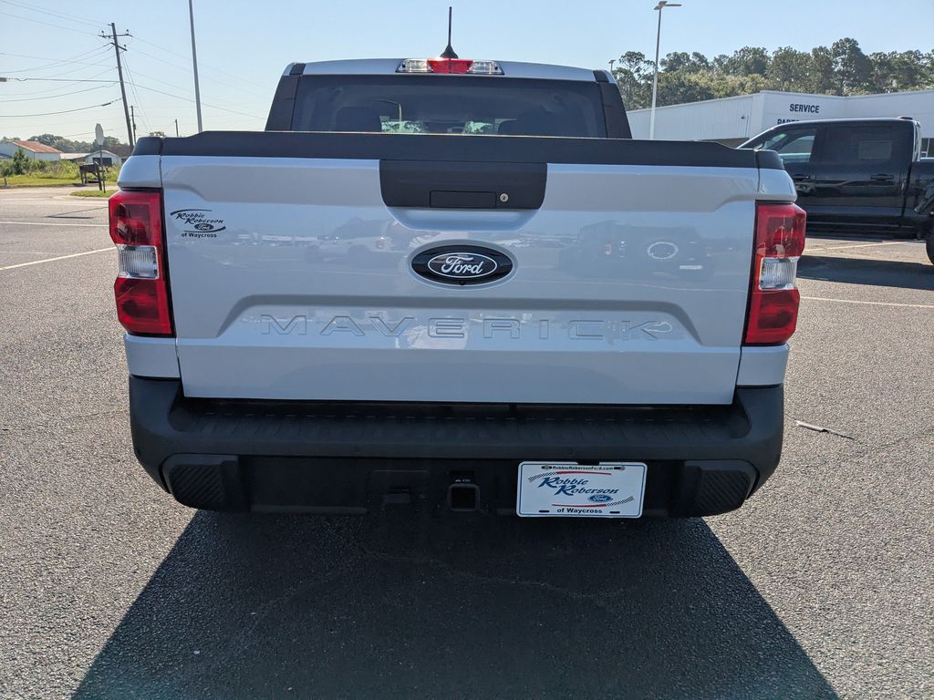 2026 Ford Maverick XLT - Space White Metallic exterior view 7