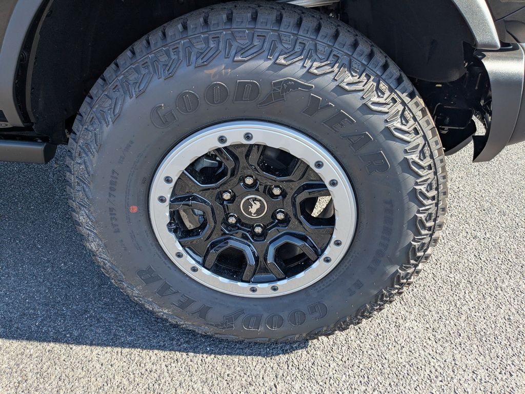 2026 Ford Bronco Big Bend - Shadow Black exterior view 11