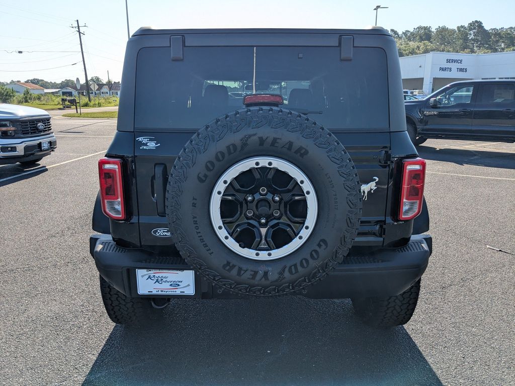 2026 Ford Bronco Big Bend - Shadow Black exterior view 5