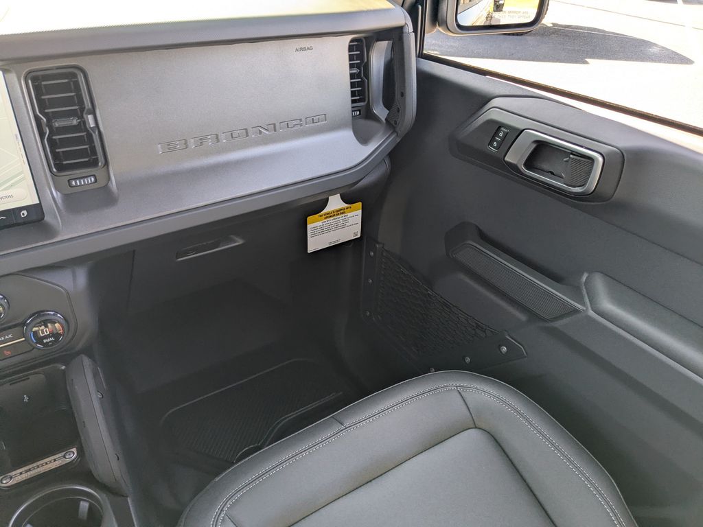 2026 Ford Bronco Big Bend - Shadow Black exterior view 18