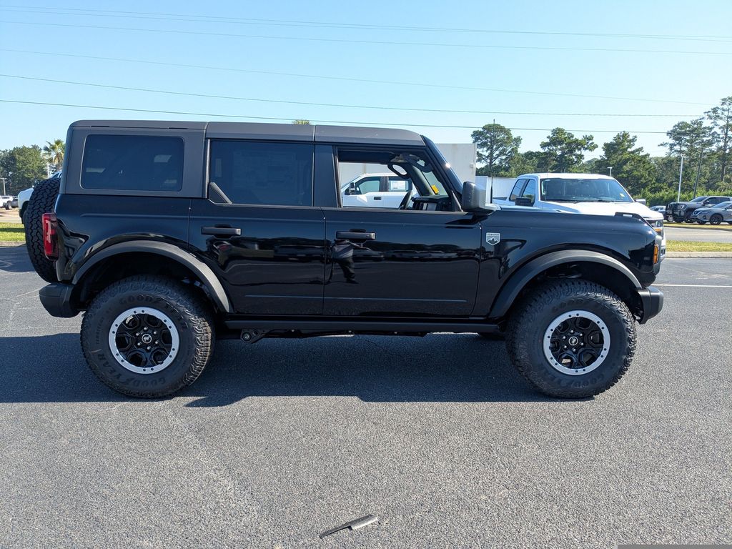 2026 Ford Bronco Big Bend - Shadow Black exterior view 3