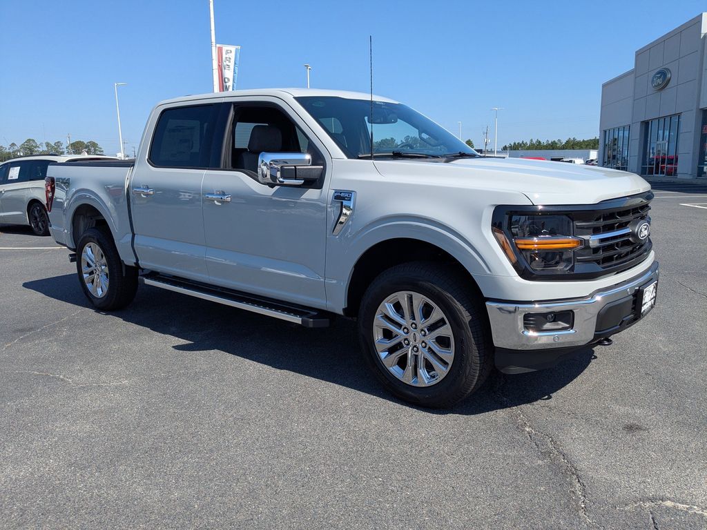 2026 Ford F-150 XLT - Avalanche exterior view 2