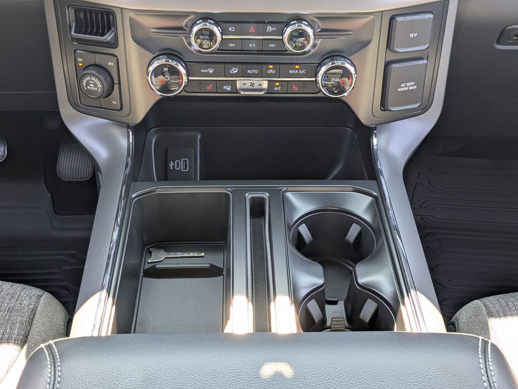 2026 Ford F-150 XLT - Avalanche exterior view 19