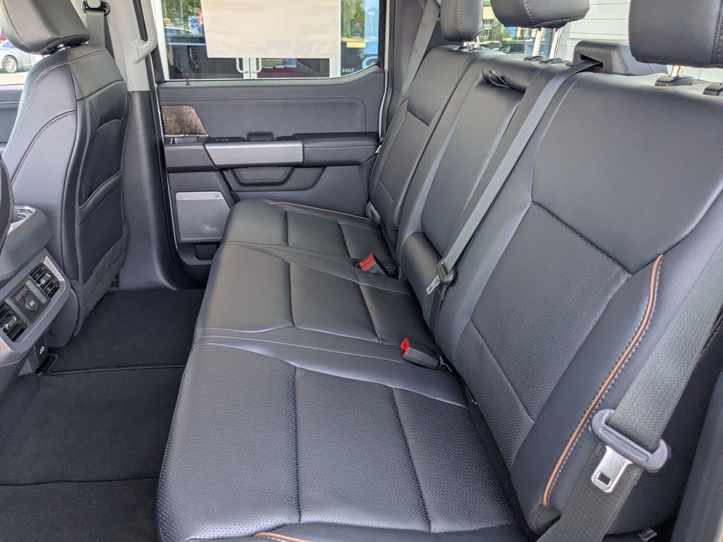 2026 Ford F-250 Super Duty - Avalanche exterior view 14