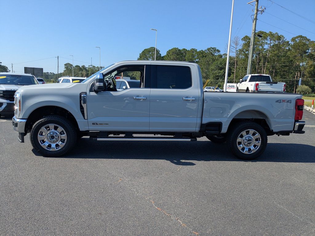 2026 Ford F-250 Super Duty - Avalanche exterior view 9