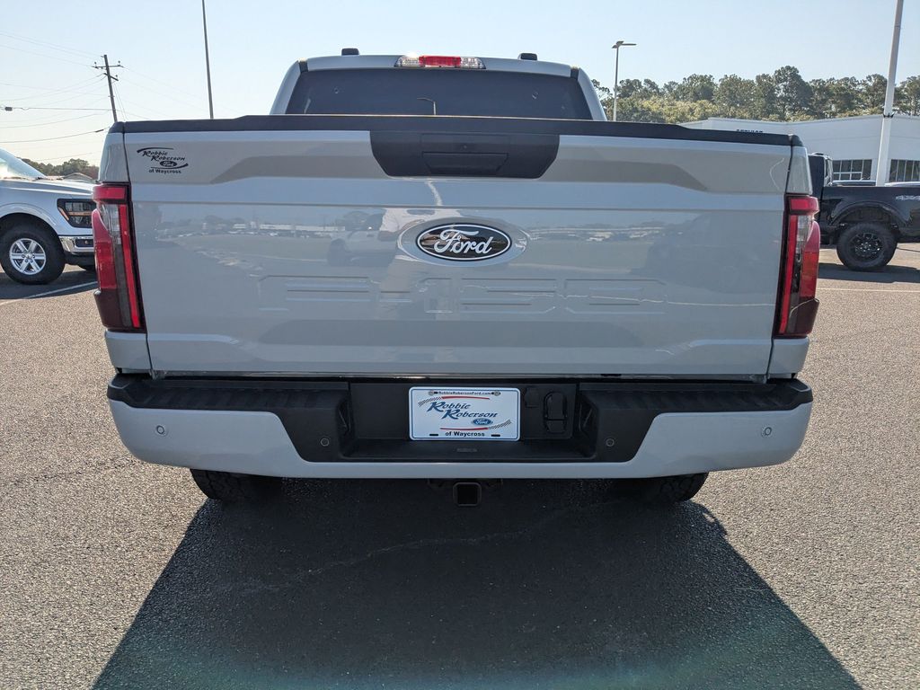 2026 Ford F-150 XLT - Avalanche exterior view 5