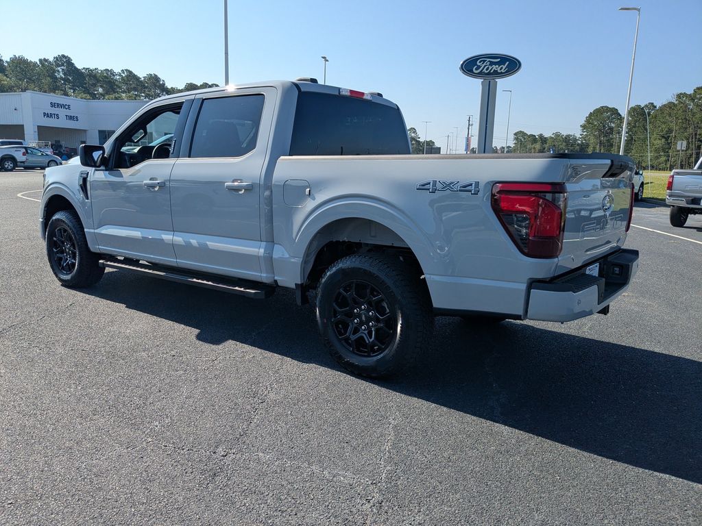 2026 Ford F-150 XLT - Avalanche exterior view 4