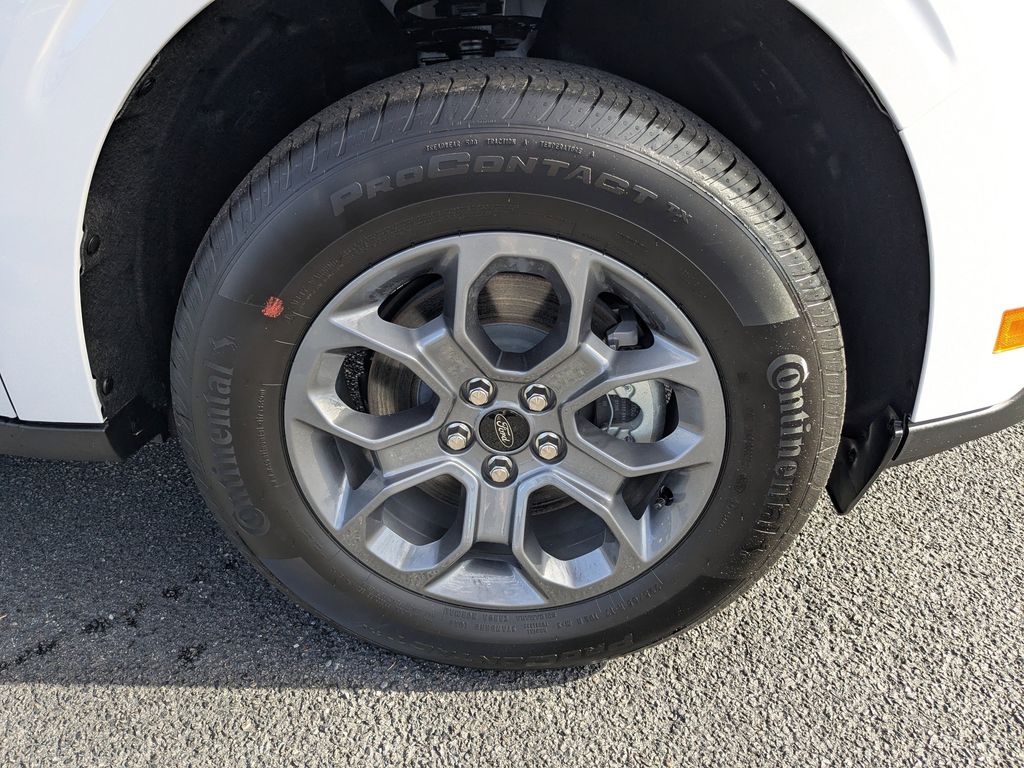 2025 Ford Maverick XLT - Oxford White exterior view 11