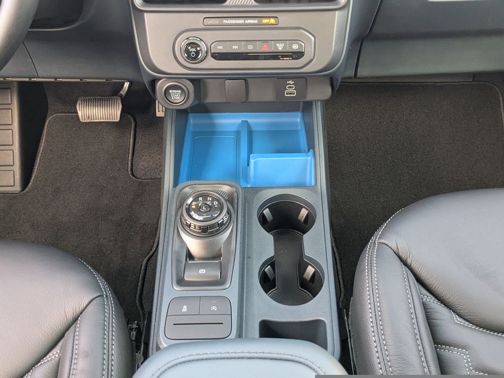 2025 Ford Maverick XLT - Oxford White exterior view 20