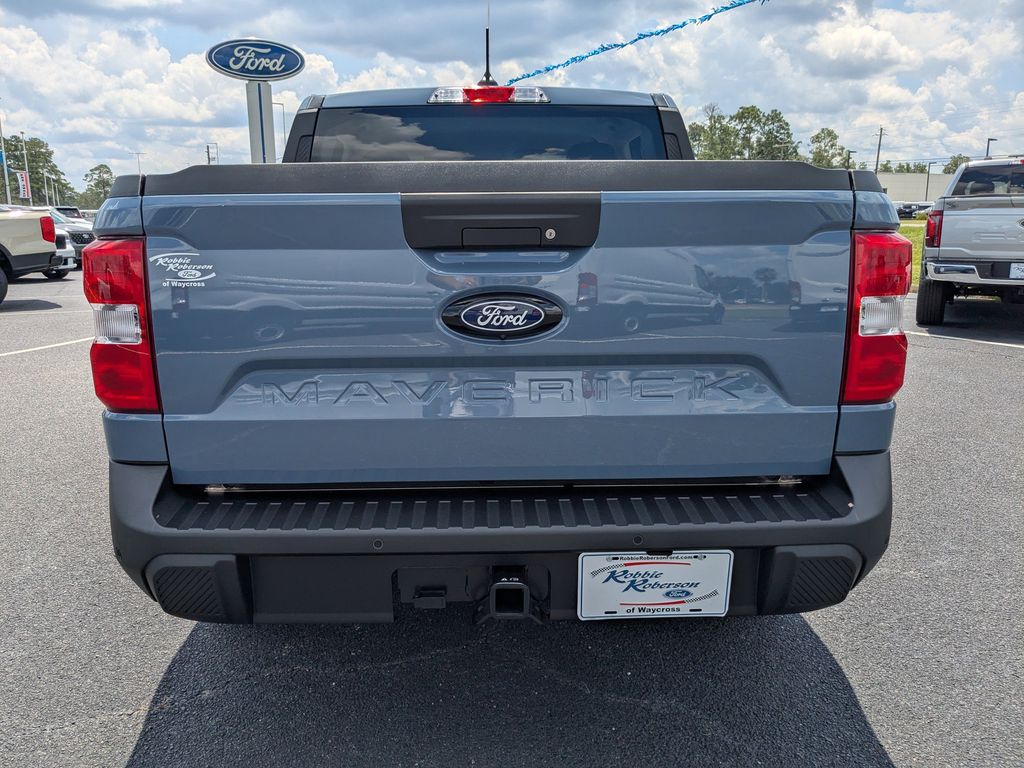 2025 Ford Maverick XLT - Azure Gray Metallic Tri-Coat exterior view 5