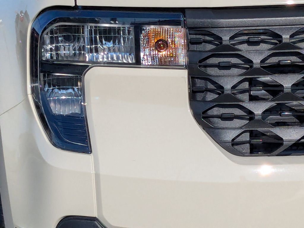 2025 Ford Maverick XLT - Desert Sand exterior view 10
