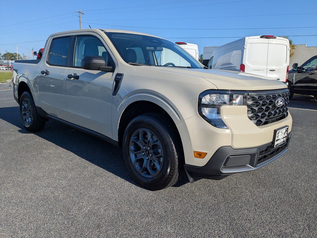 2025 Ford Maverick XLT - Desert Sand exterior view 2