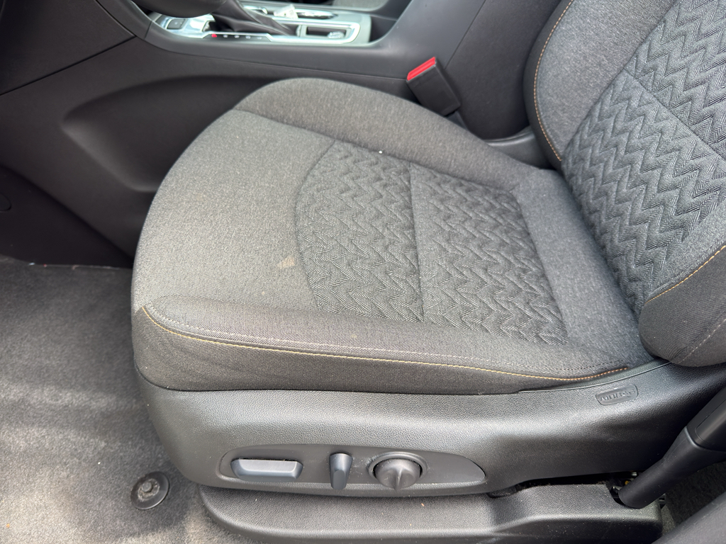 2024 Chevrolet Equinox LT - 11