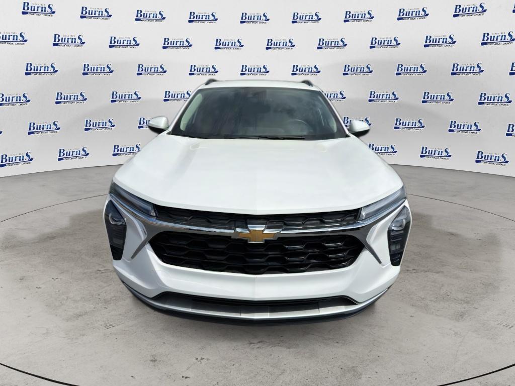 2025 Chevrolet Trax LT - 1