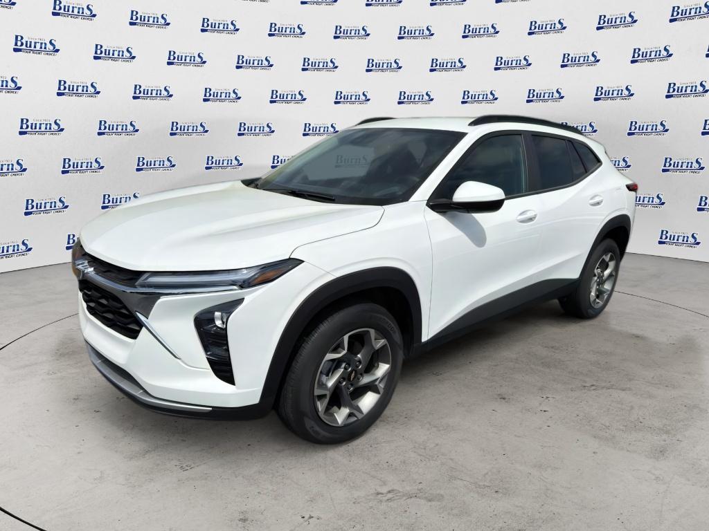 2025 Chevrolet Trax LT - 2