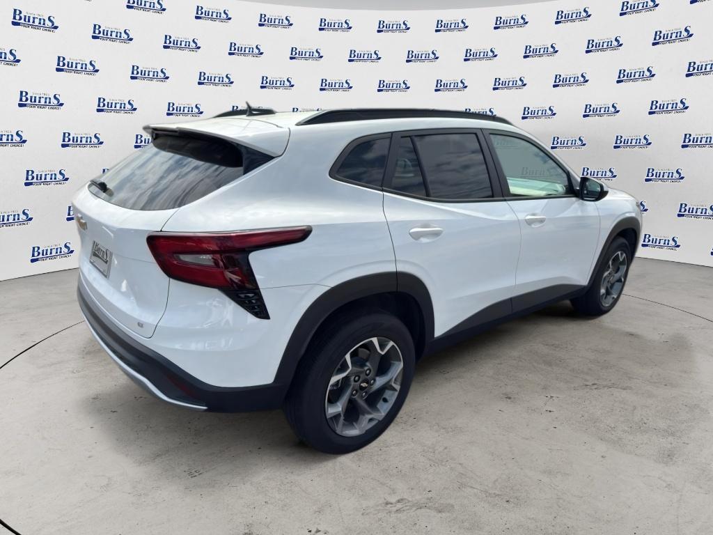 2025 Chevrolet Trax LT - 6