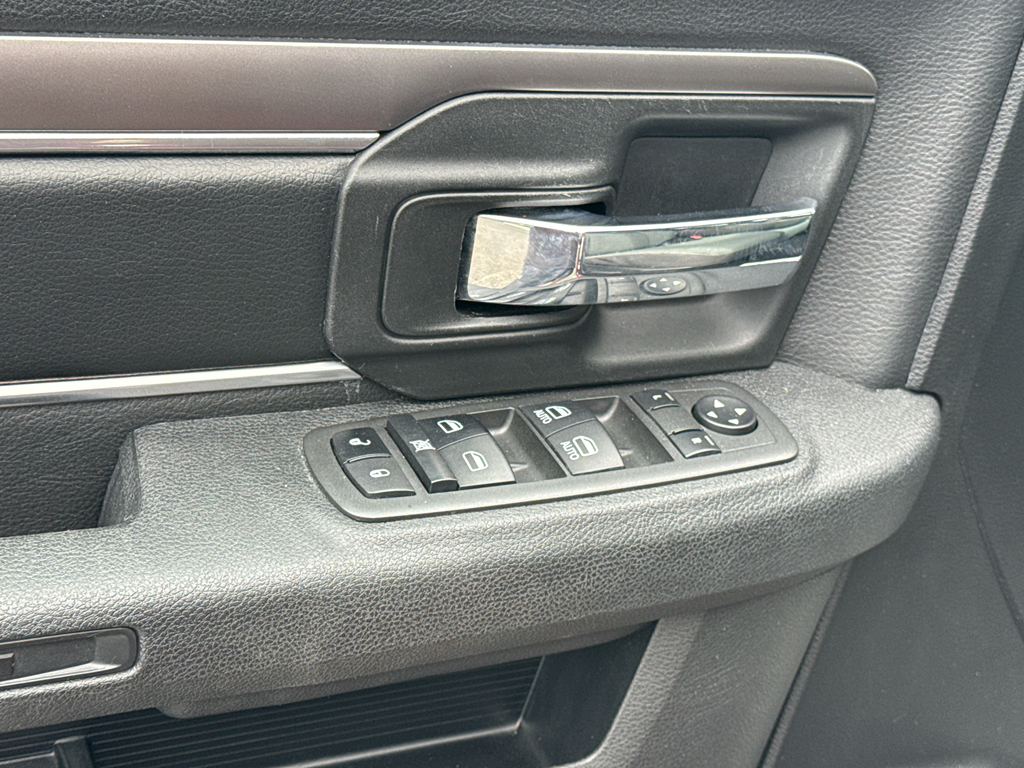 2022 RAM 1500 Classic Warlock - 10