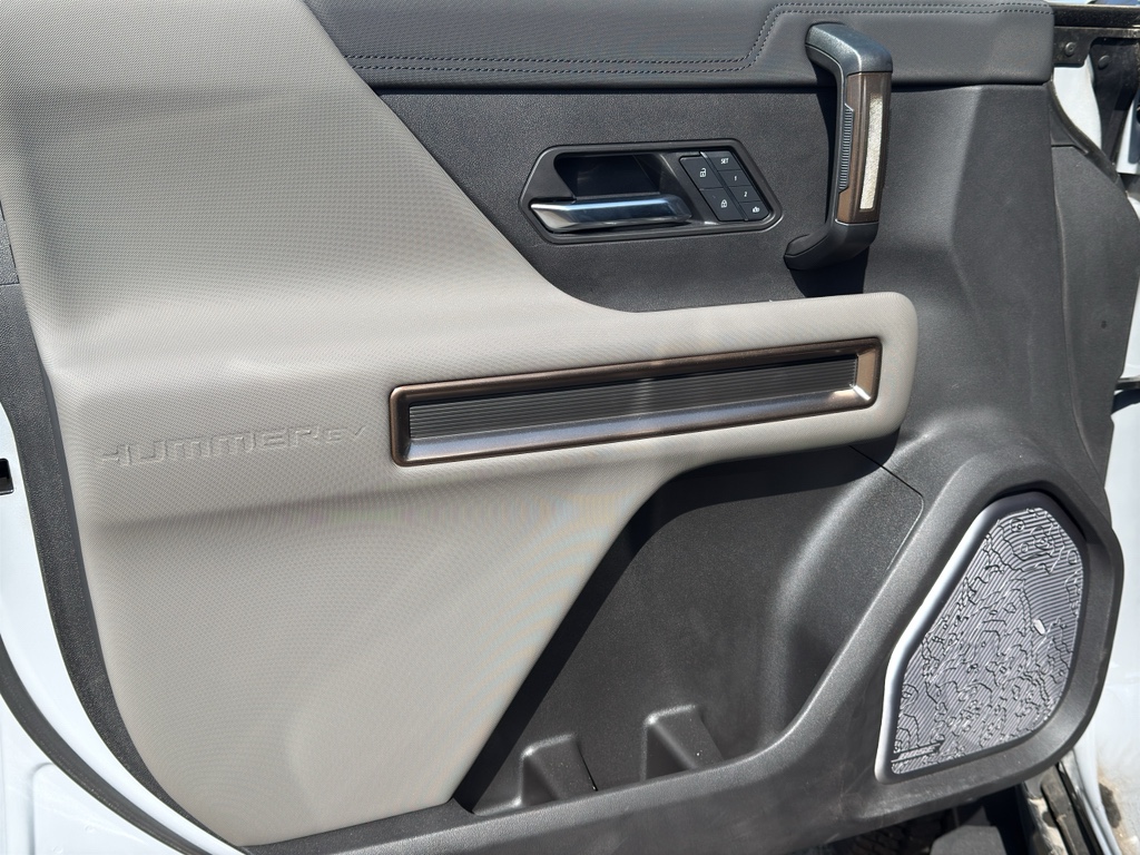 2025 GMC HUMMER EV SUV 2X - 8