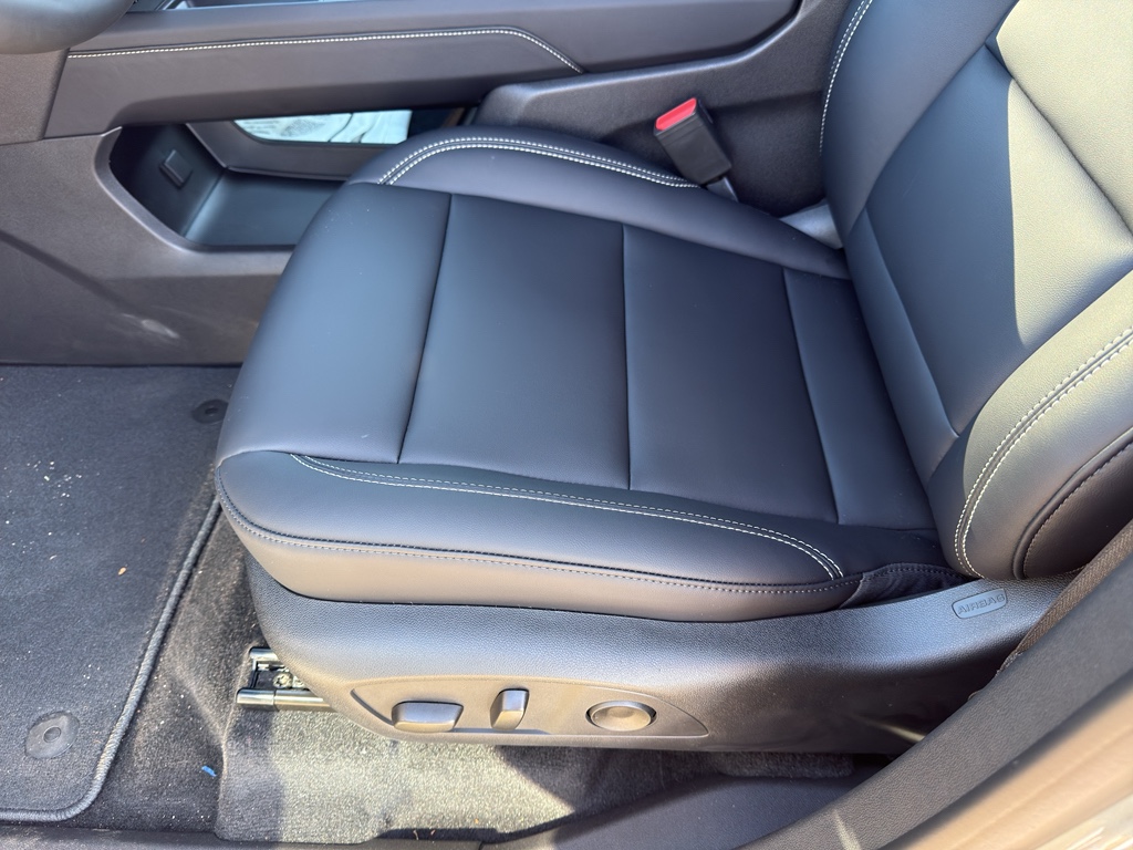 2026 GMC Acadia Elevation - 10
