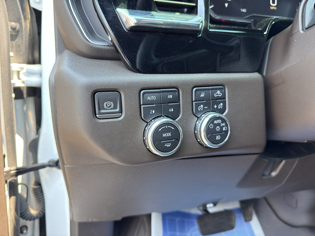 2024 GMC Sierra 1500 SLT - 11