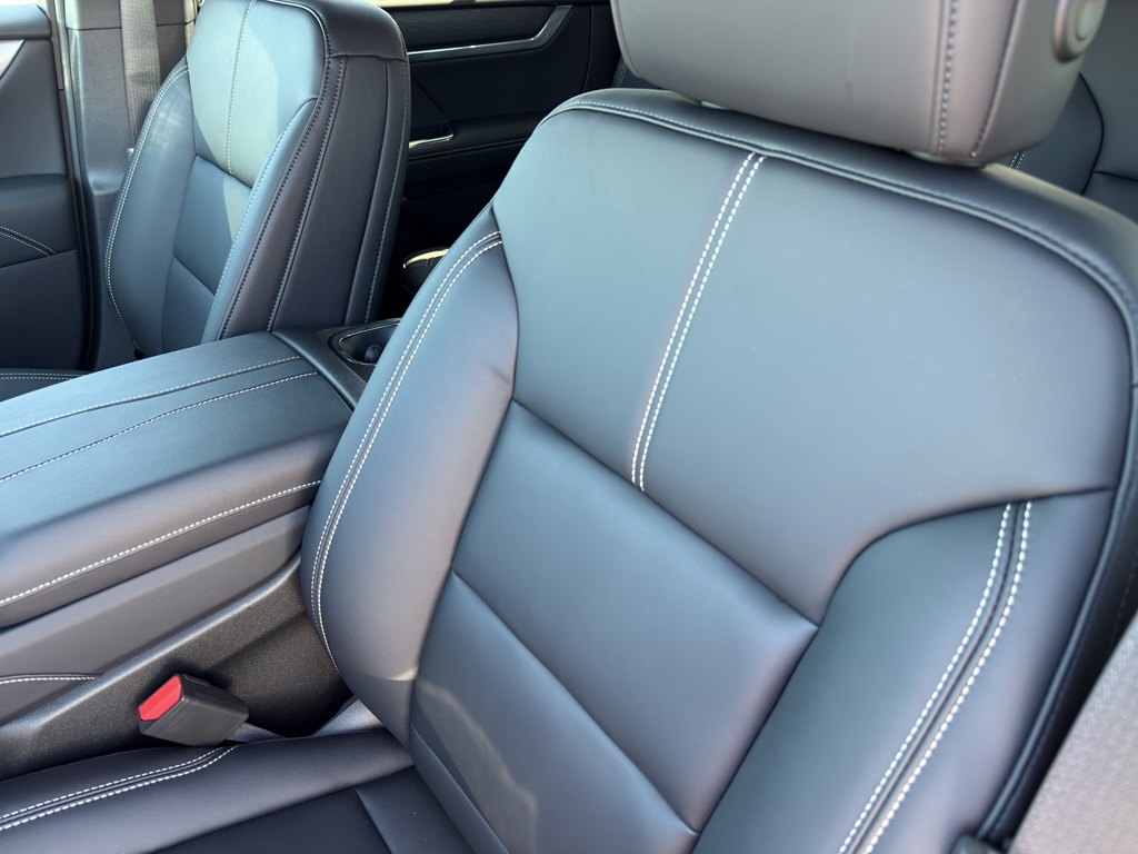 2026 GMC Acadia Elevation - 11