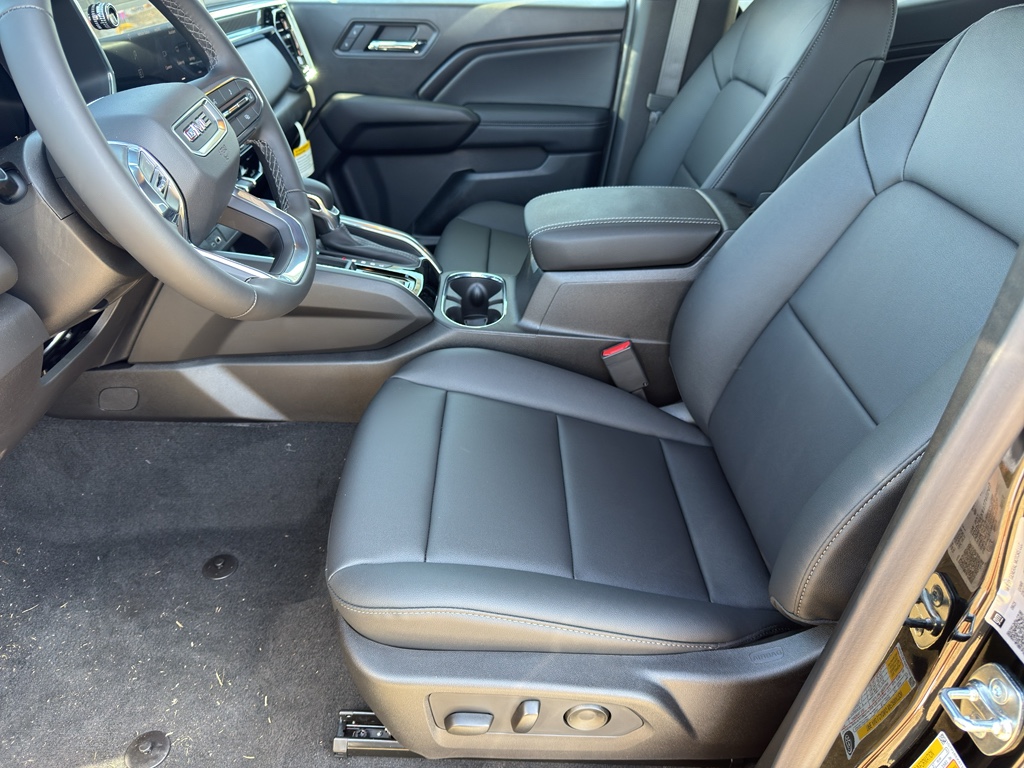 2026 GMC Canyon Elevation - 11