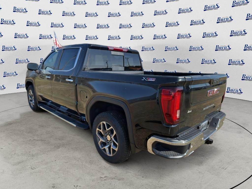 2026 GMC Sierra 1500 SLT - 4
