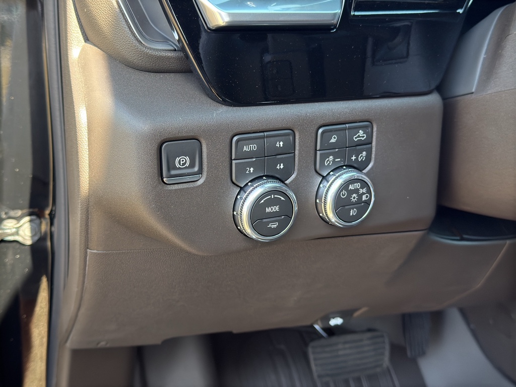 2026 GMC Sierra 1500 SLT - 10