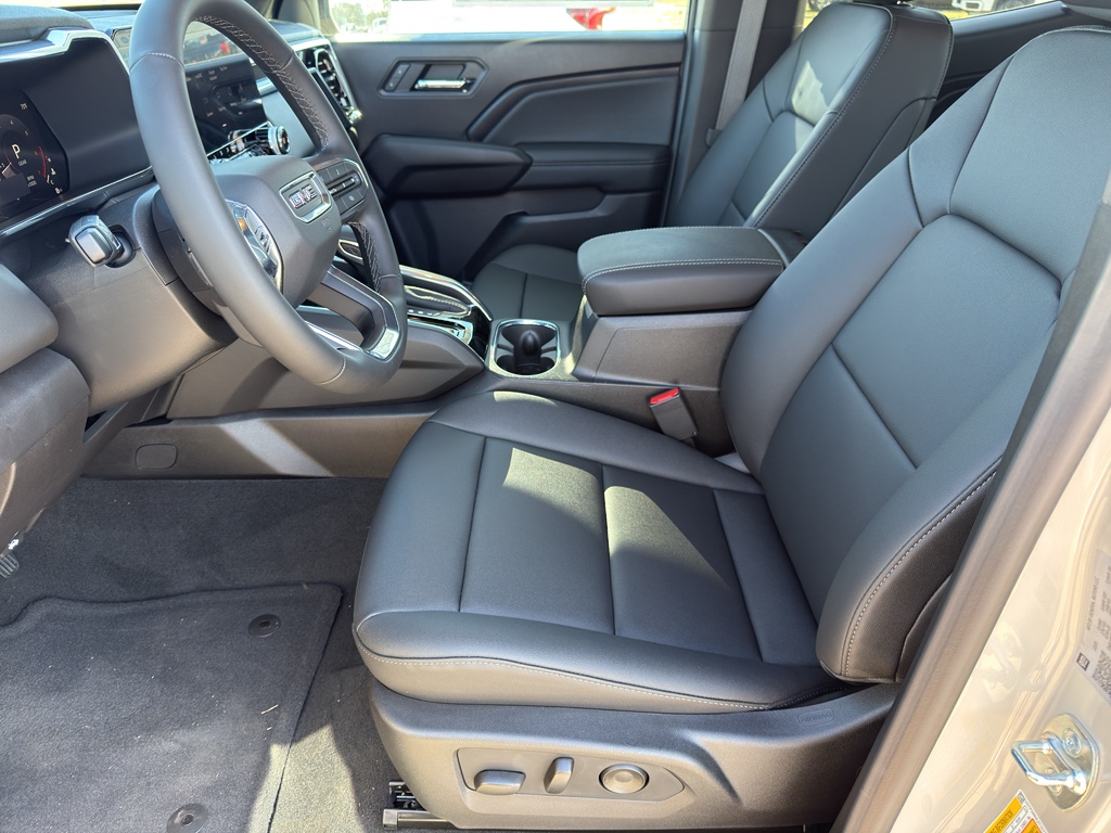 2026 GMC Canyon Elevation - 10