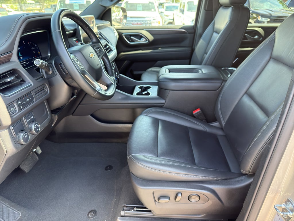 2024 Chevrolet Suburban LT - 11