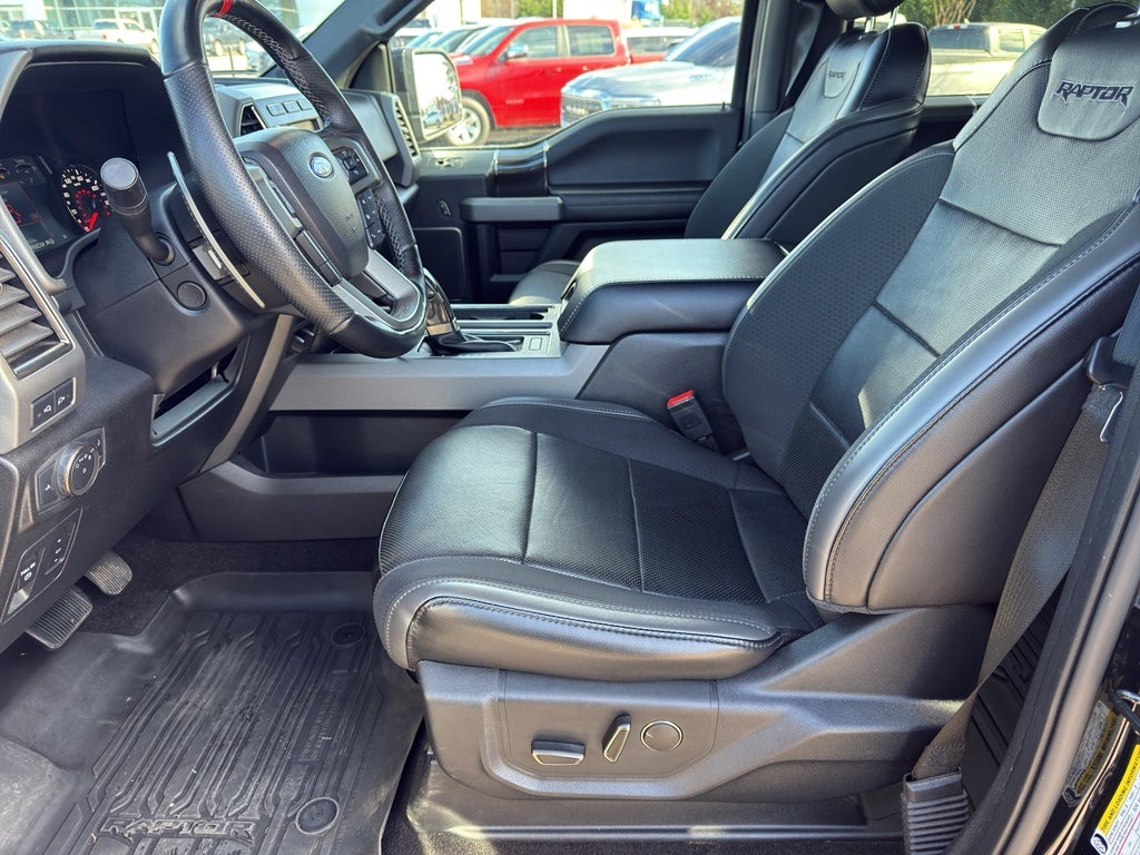 2019 Ford F-150 Raptor - 11