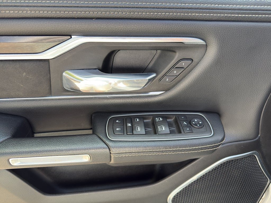 2022 RAM 1500 Laramie - 9