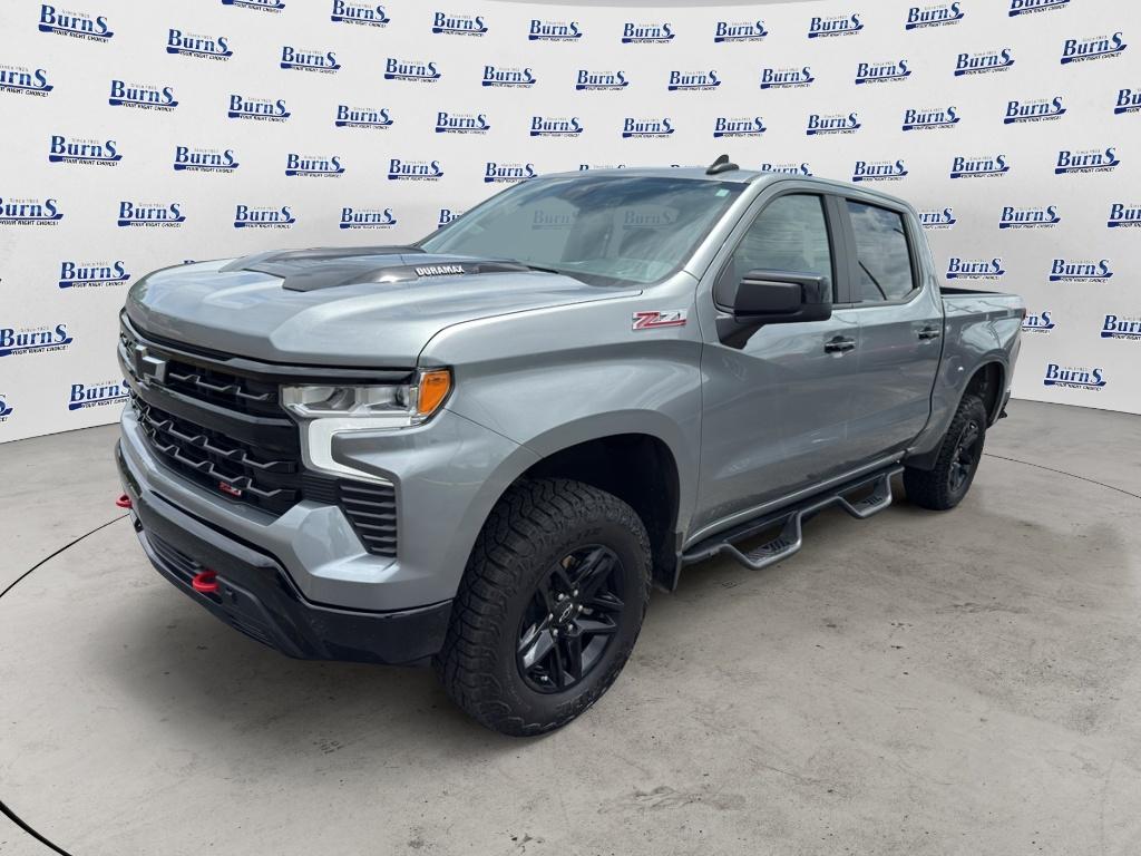 2023 Chevrolet Silverado 1500 LT Trail Boss - 2