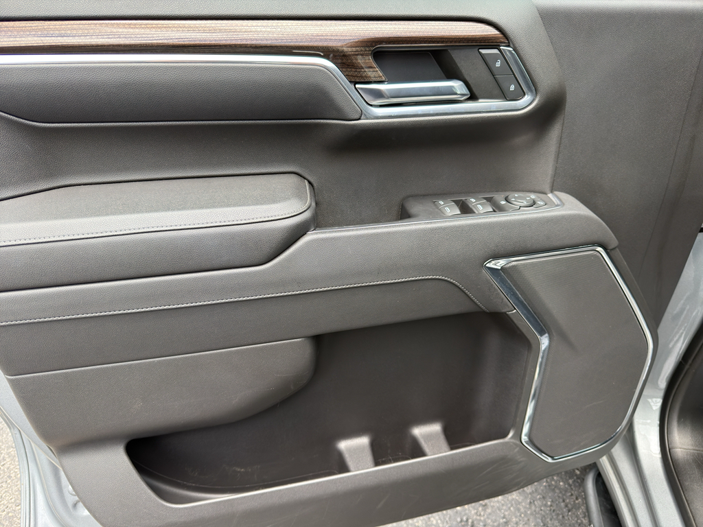 2023 Chevrolet Silverado 1500 LT Trail Boss - 9