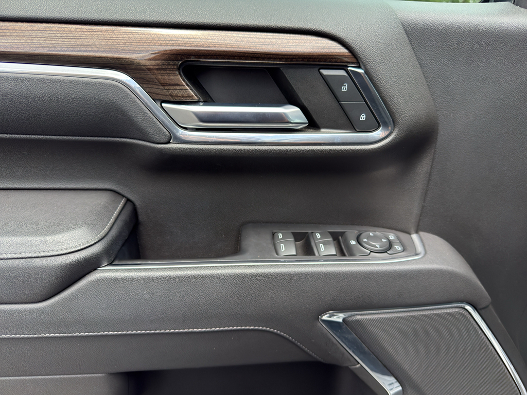 2023 Chevrolet Silverado 1500 LT Trail Boss - 10