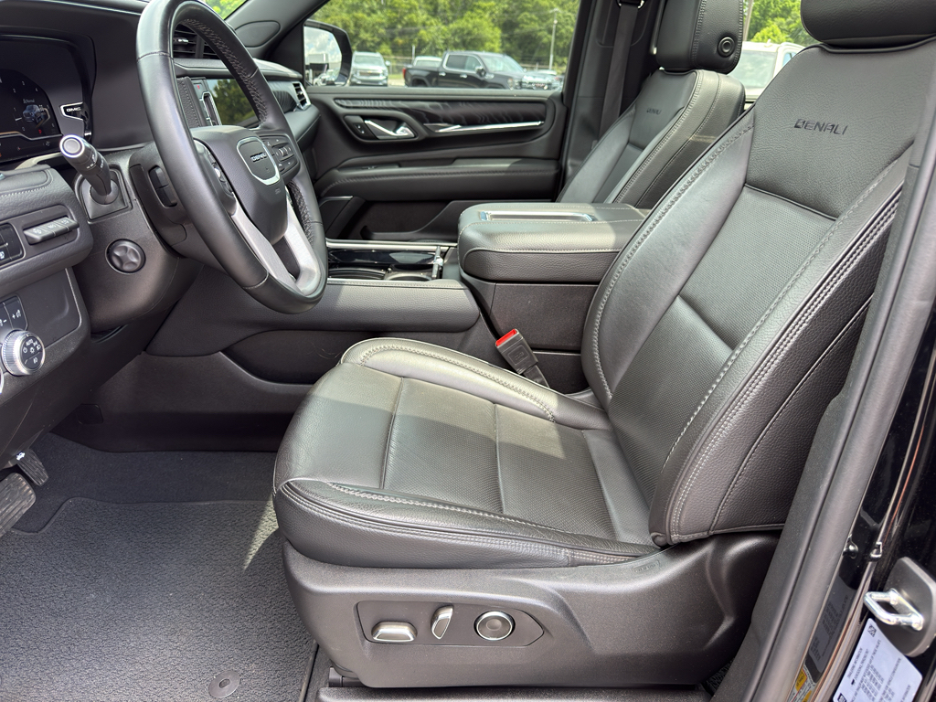 2024 GMC Yukon Denali - 11
