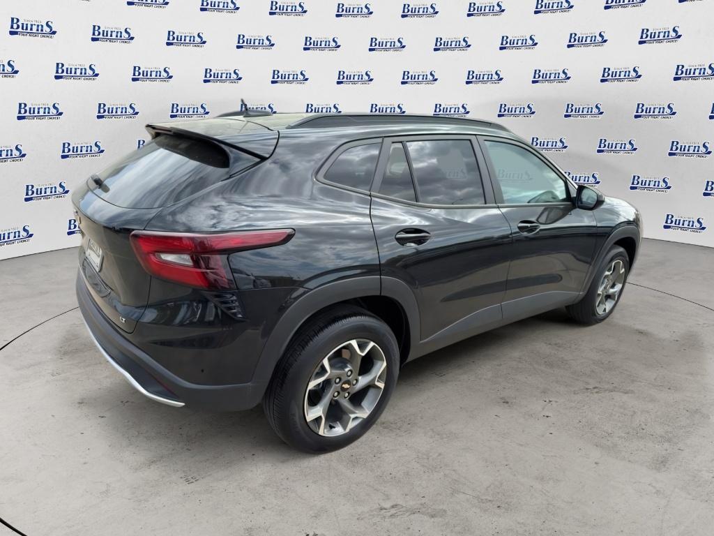 2025 Chevrolet Trax LT - 6