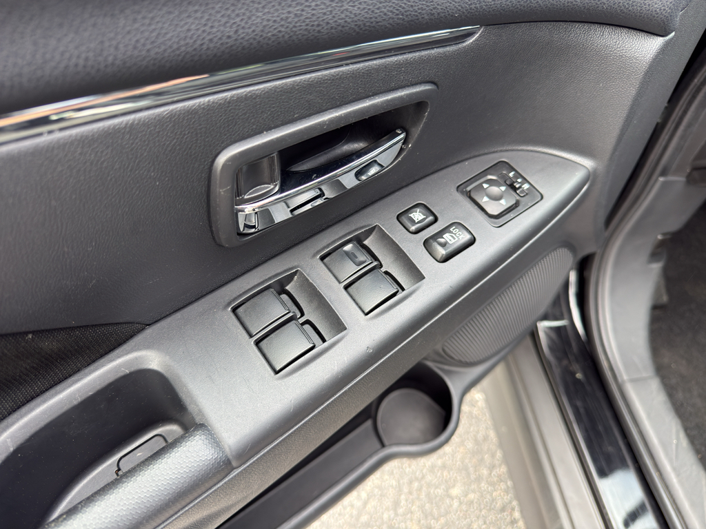 2025 Mitsubishi Outlander Sport S - 9