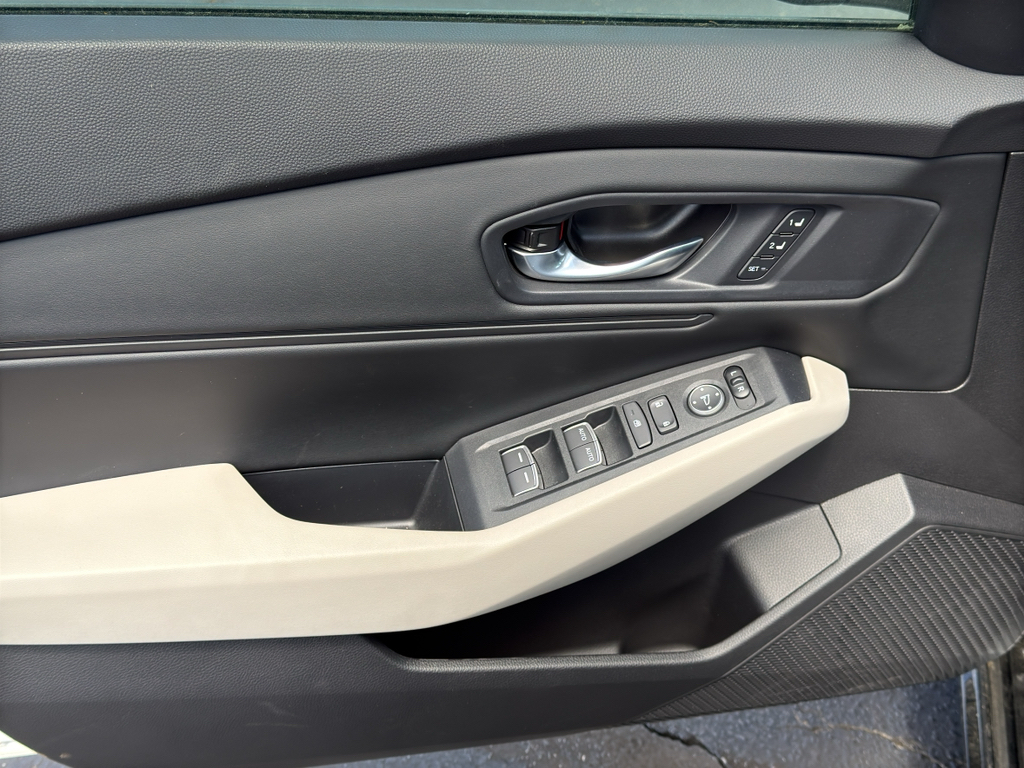 2025 Honda Accord Sedan HYBRID EX-L - 8