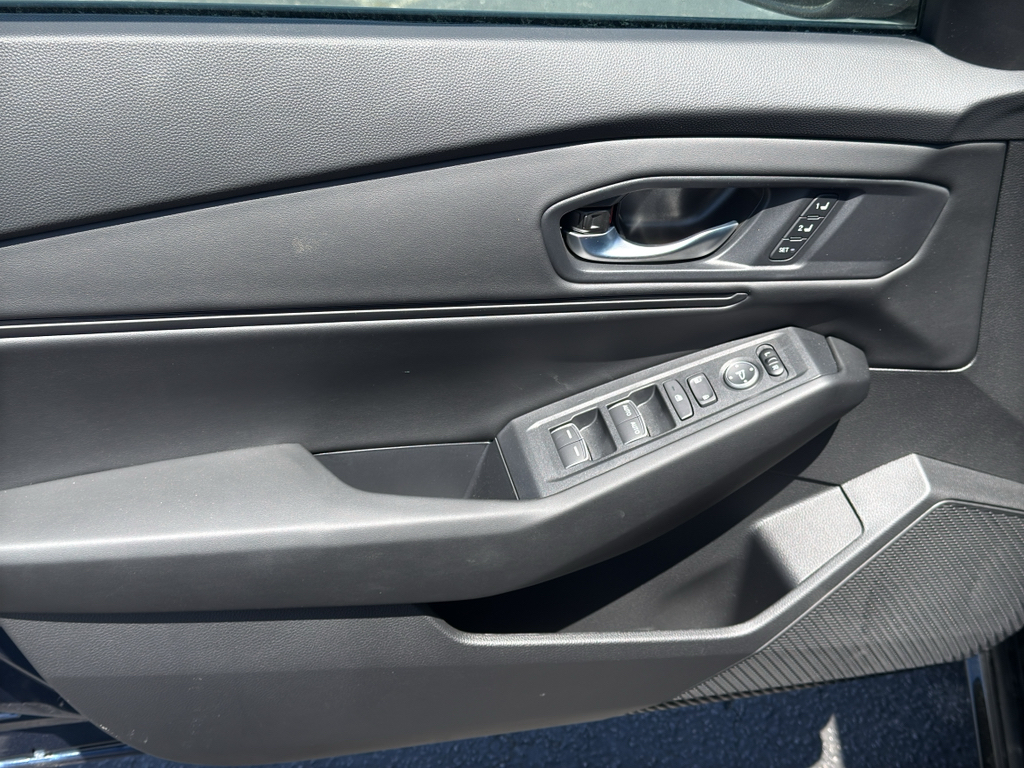 2025 Honda Accord Sedan HYBRID EX-L - 8