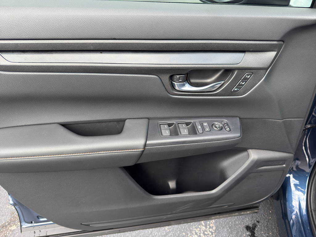 2025 Honda CR-V Hybrid Sport-L - 9