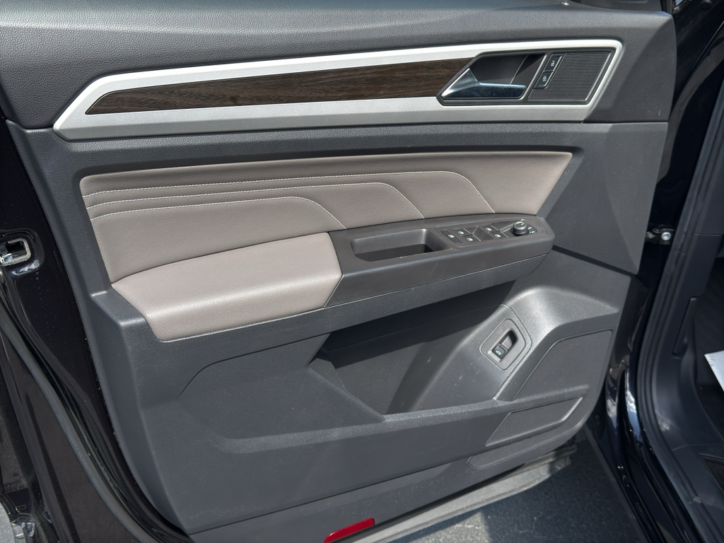 2023 Volkswagen Atlas 2.0T SE w/Technology - 8