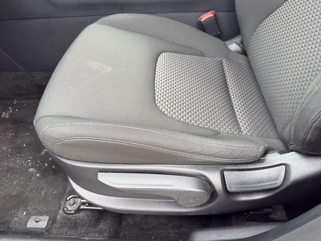 2024 Kia Sportage LX - 11
