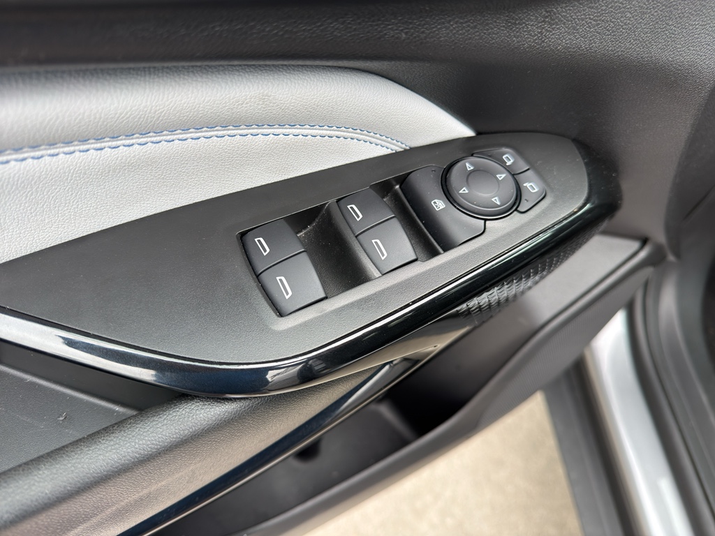 2025 Chevrolet Trax LT - 9