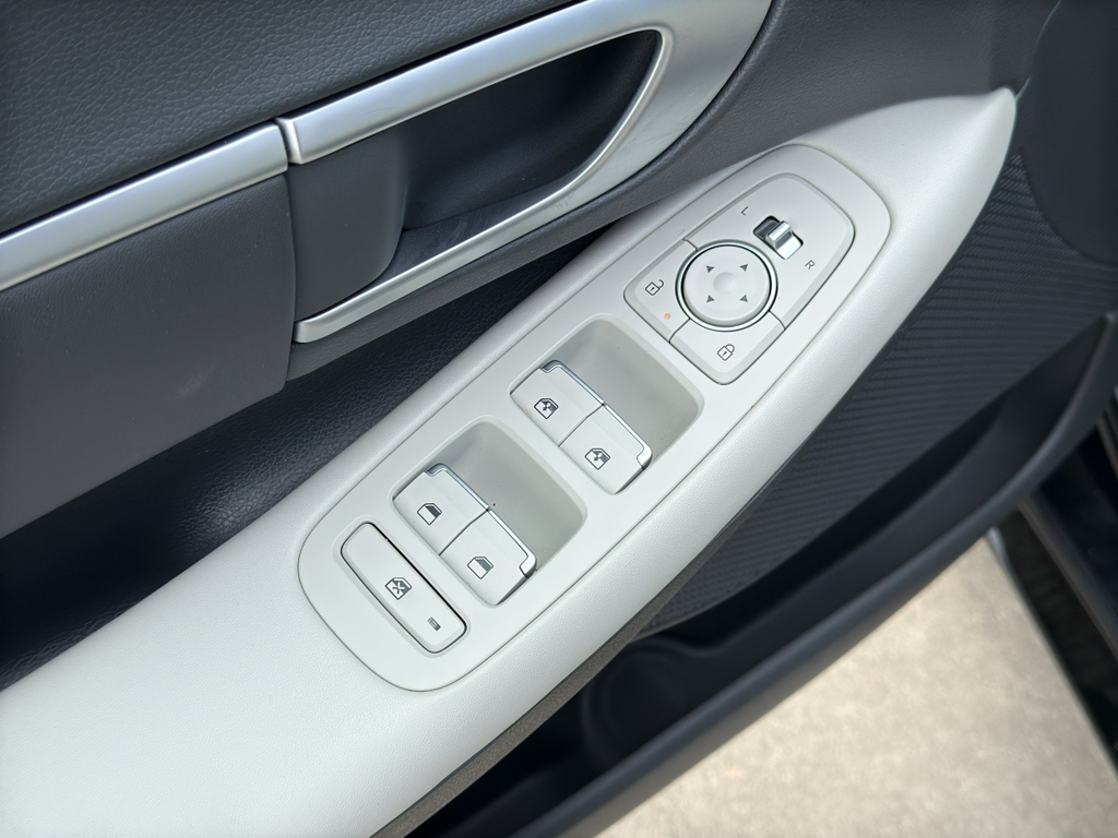 2024 Hyundai Sonata SEL - 9